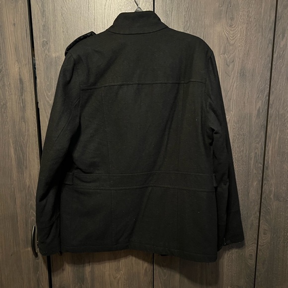 Men’s Jacket - Picture 2 of 3